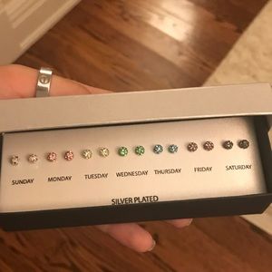 Earrings studs-brand new